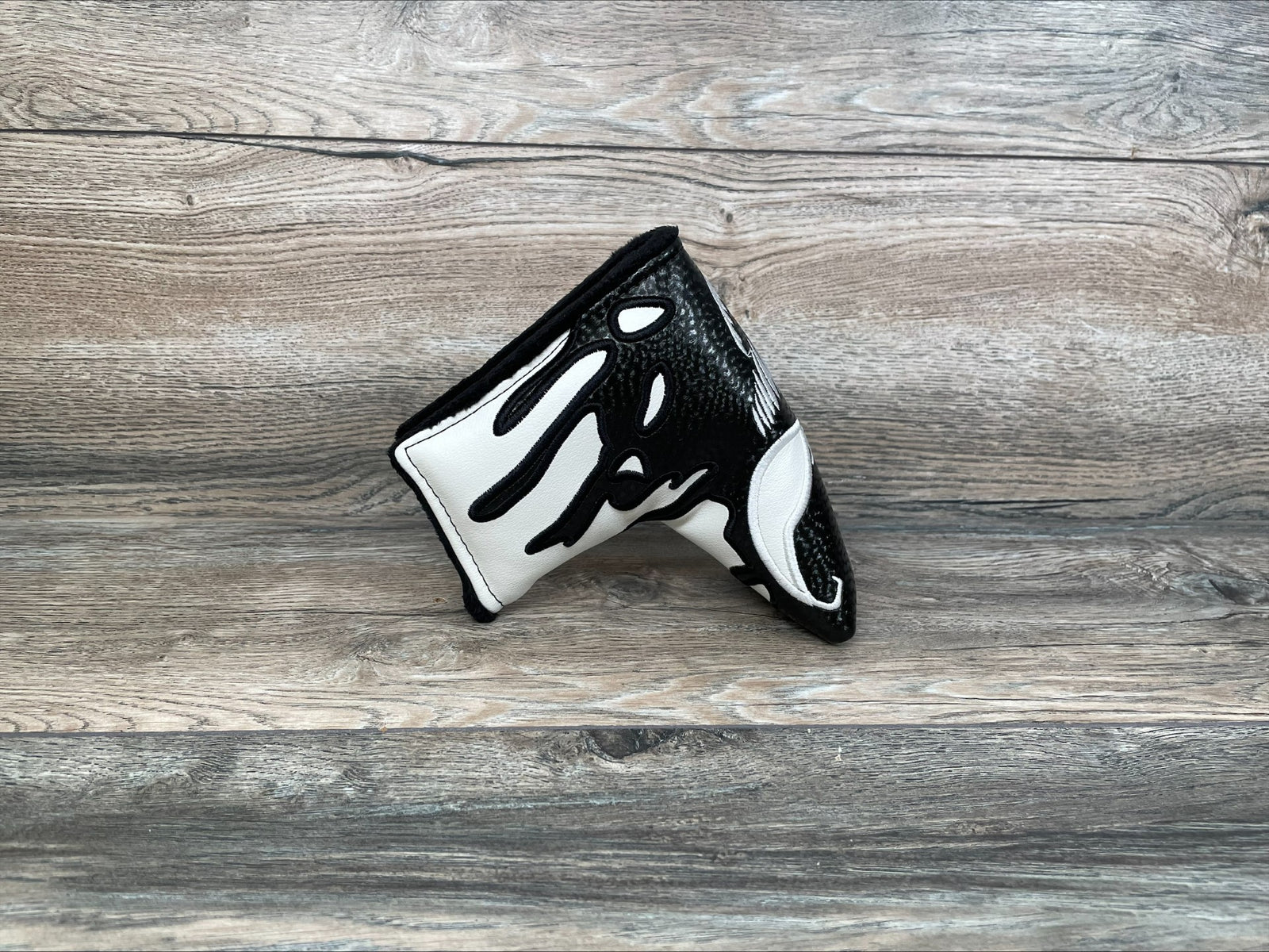Golf Iconic VENOM Blade Headcover